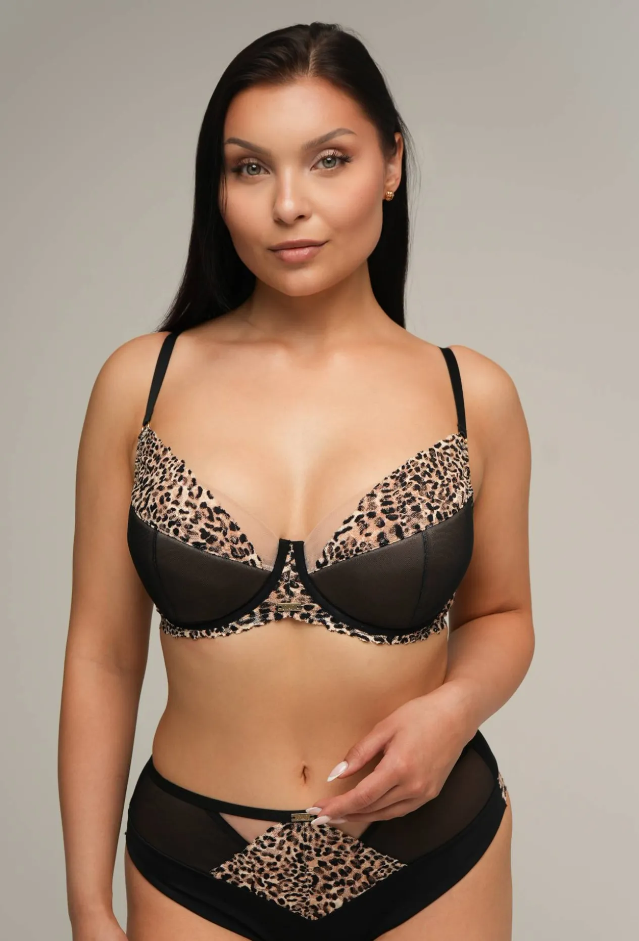 Biustonosz AV 2208 Push Up Black Panther