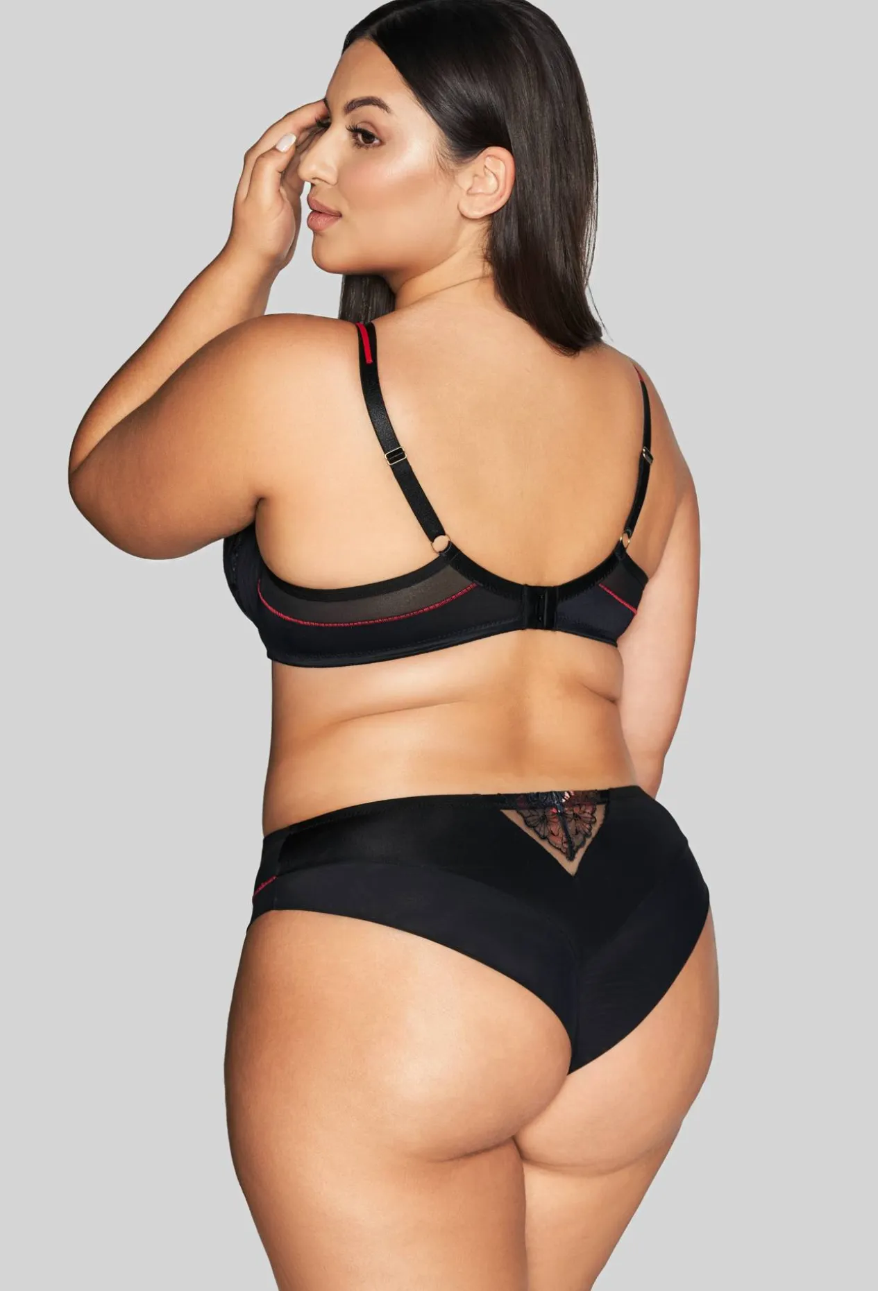 Biustonosz AV 2122 Soft Black