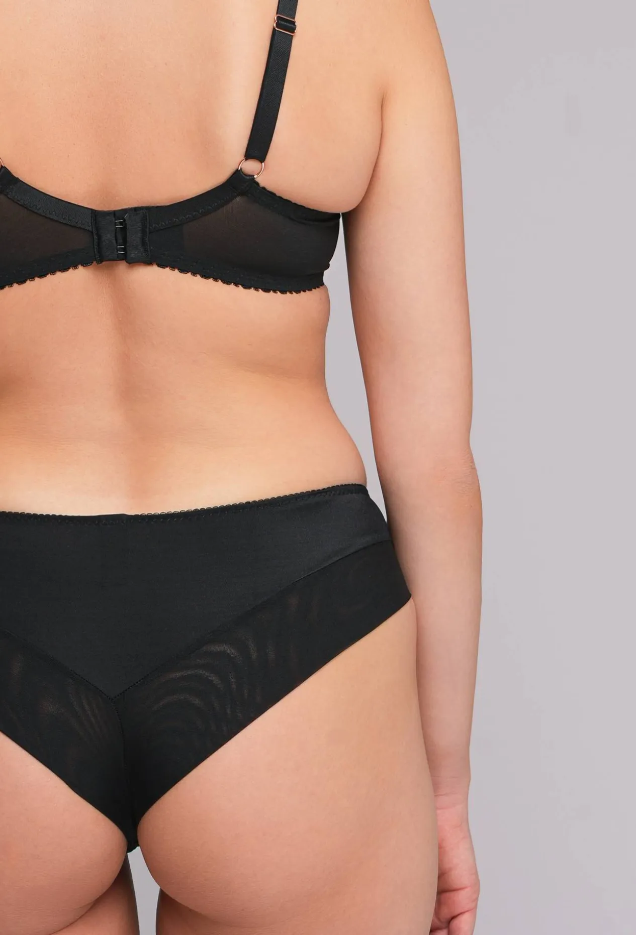 Brazyliany AV 2256/B Black